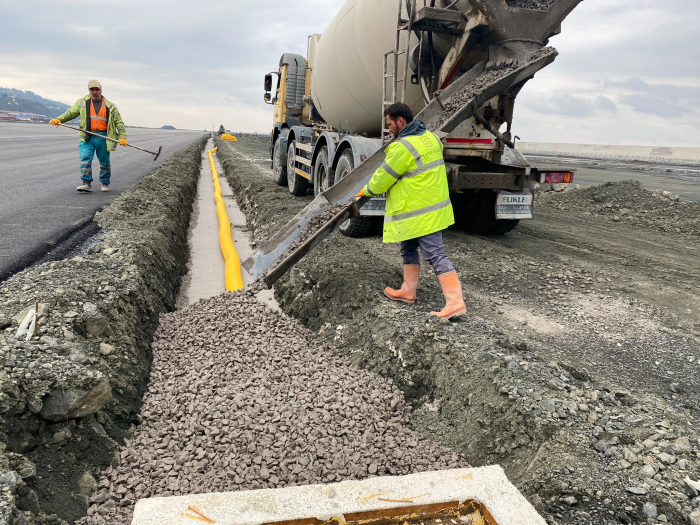 Pist Drenaj Kanal İmalatı