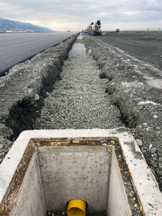 Pist Drenaj Kanal İmalatı